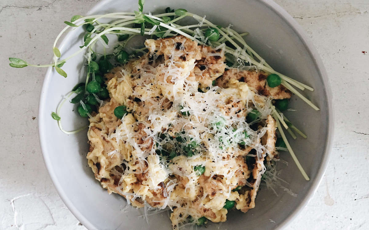 Sweet or Savory, Matzo Brei Is a Passover Marvel