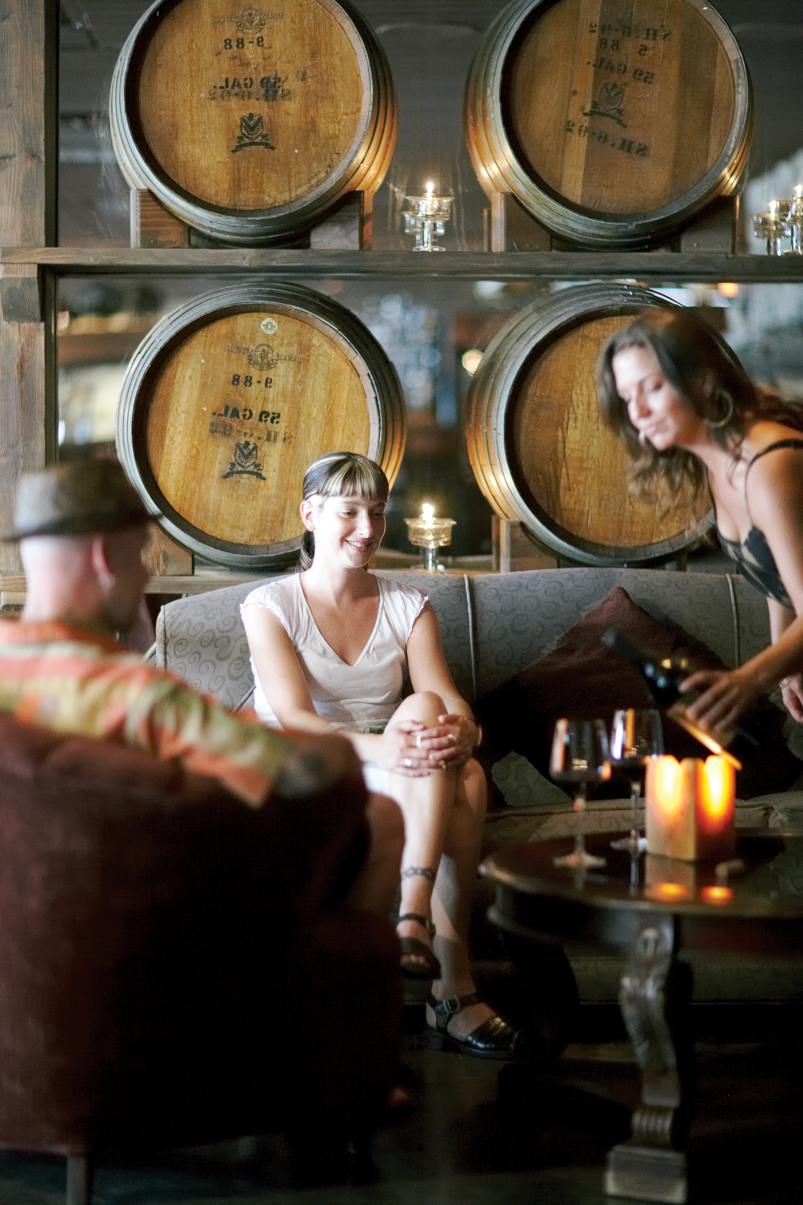 sniff-swirl-and-sip-more-than-3000-wines