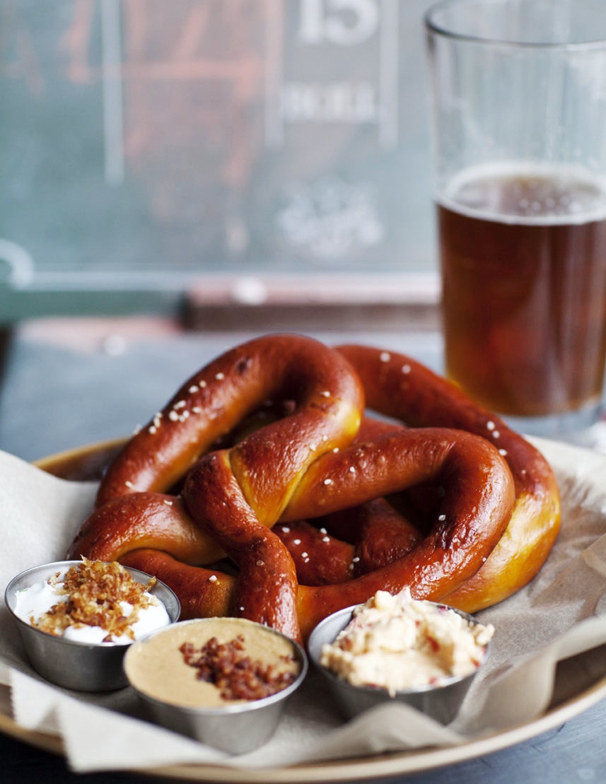 dip-gourmet-pretzels-at-a-gastropub
