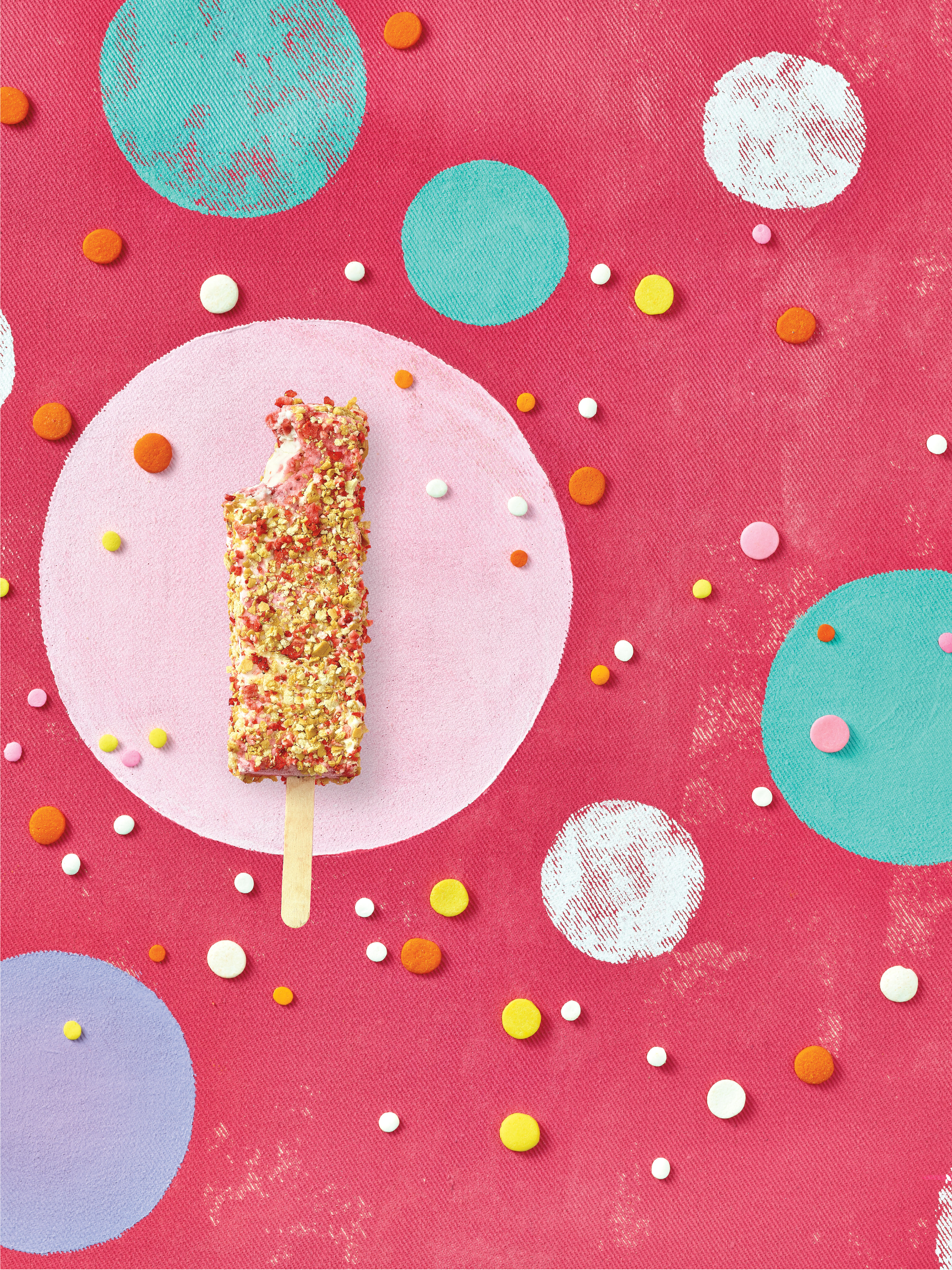 strawberry-crunch-bars