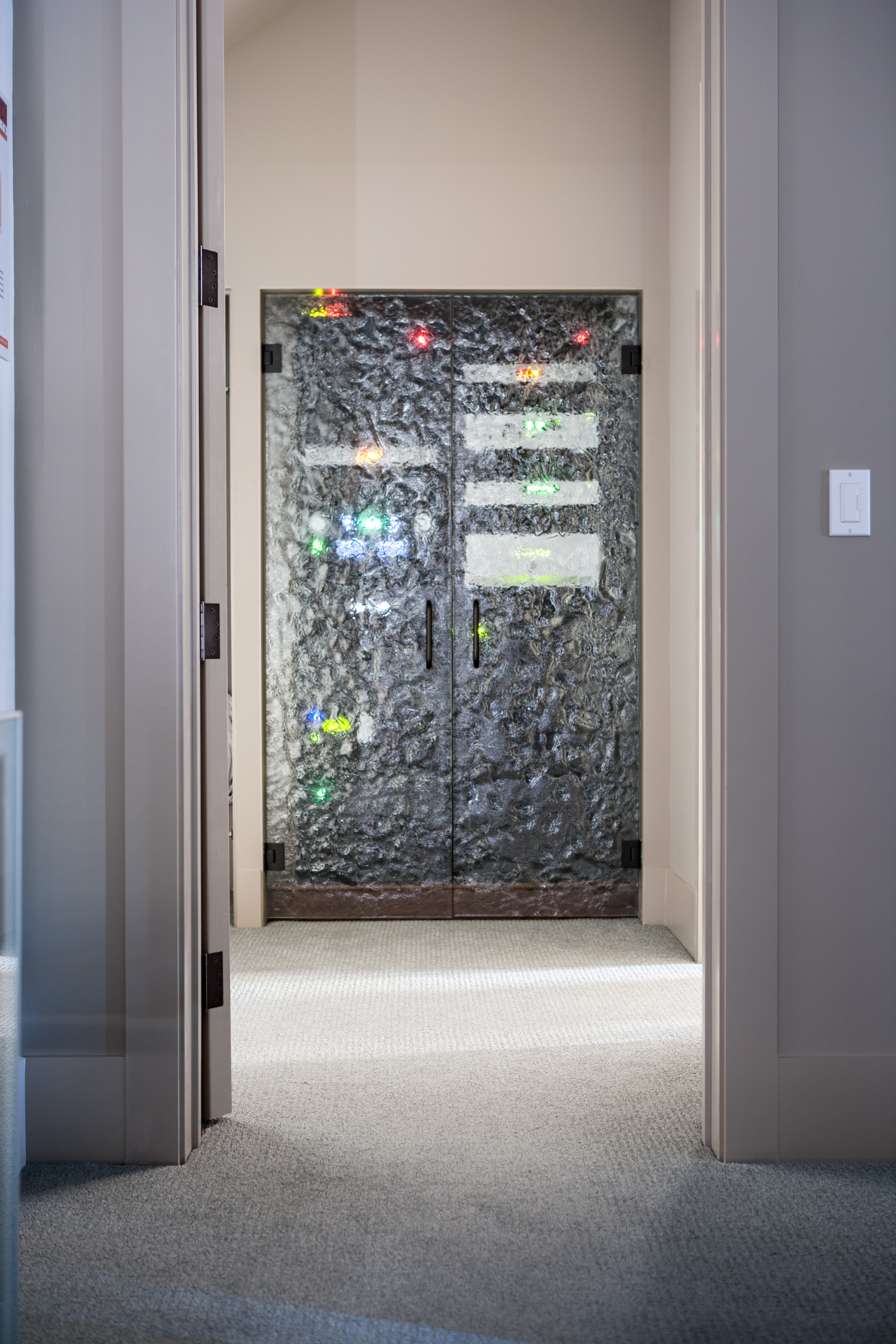 clutter-busting-media-closet