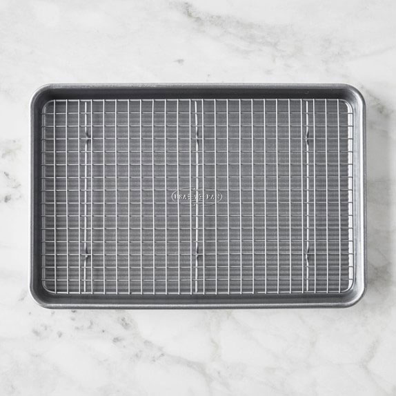 nonstick-quarter-sheet-and-baking-rack