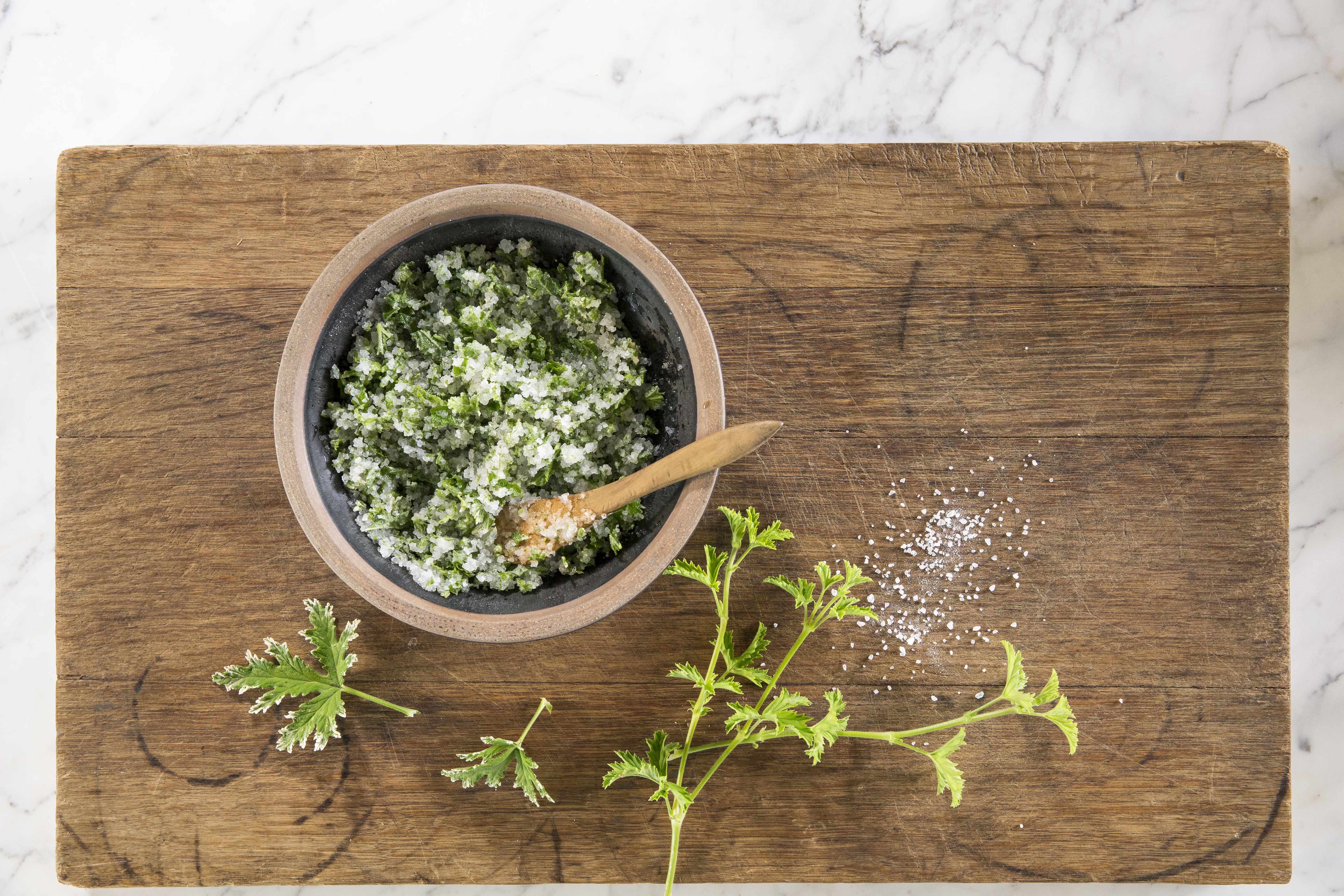 How to Make Scented Geranium Body Scrub