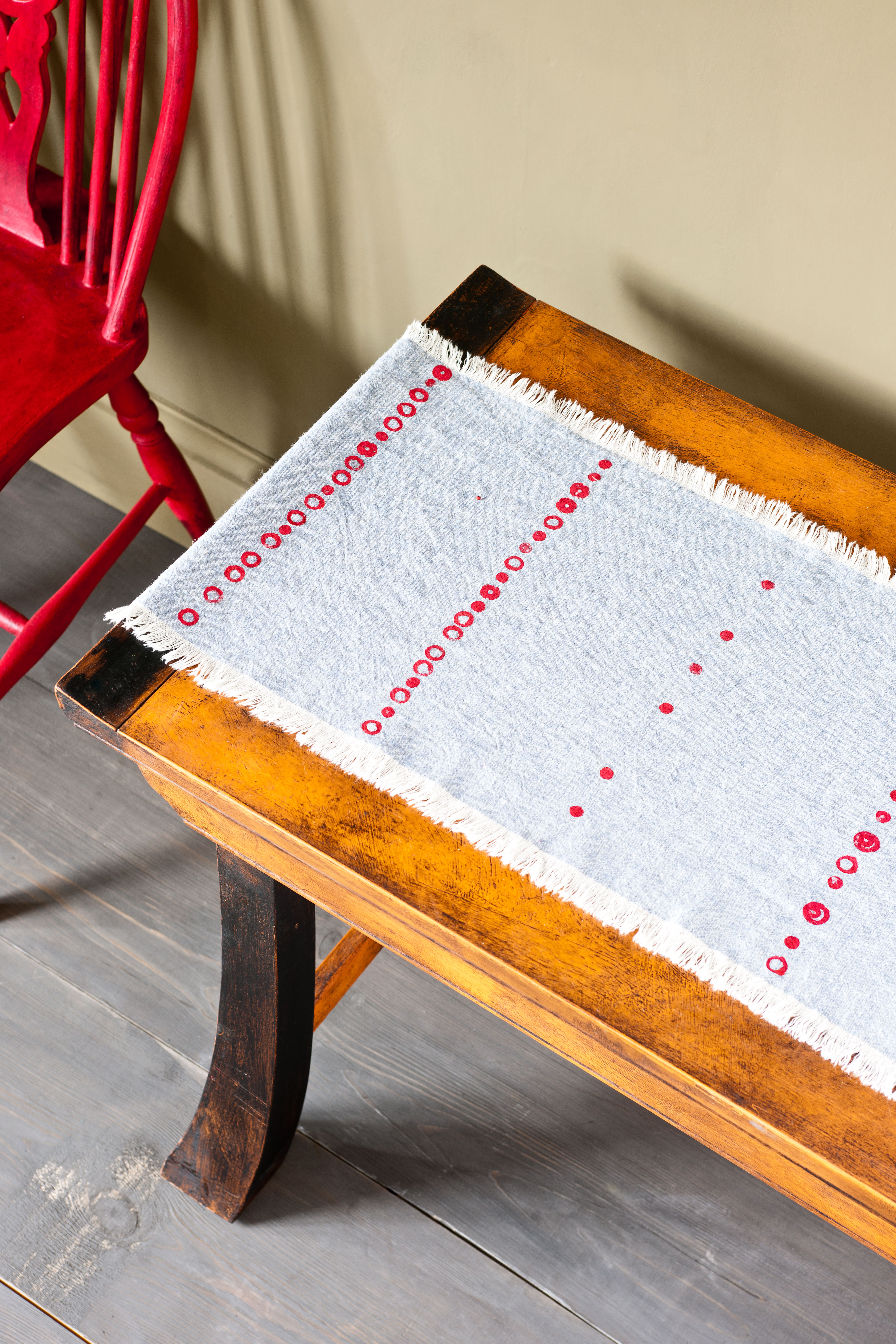 DIY Painted Table Runner