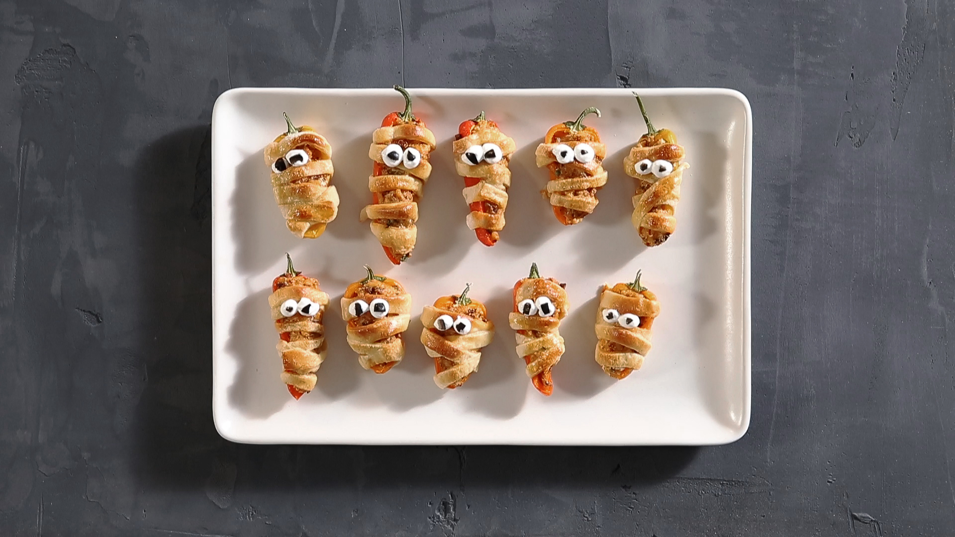 How to Make Stuffed Pepper Mummies