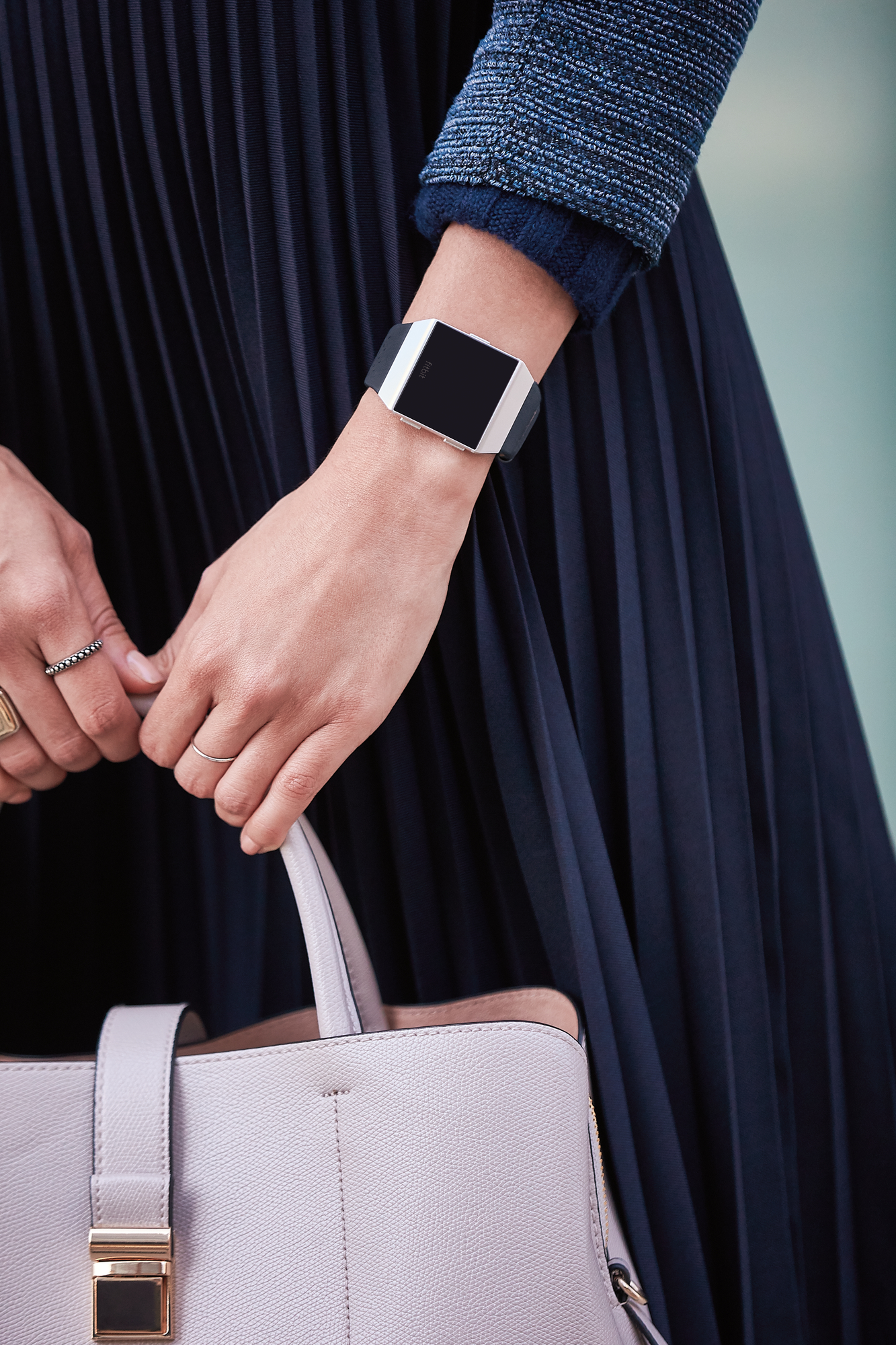 for-the-low-maintenance-fitness-lover-fitbit-ionic