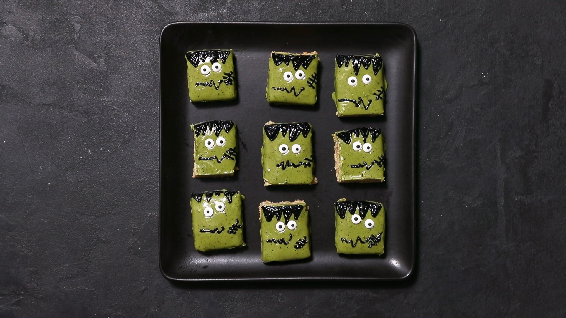 How to Make Frankenstein Cookie Bars