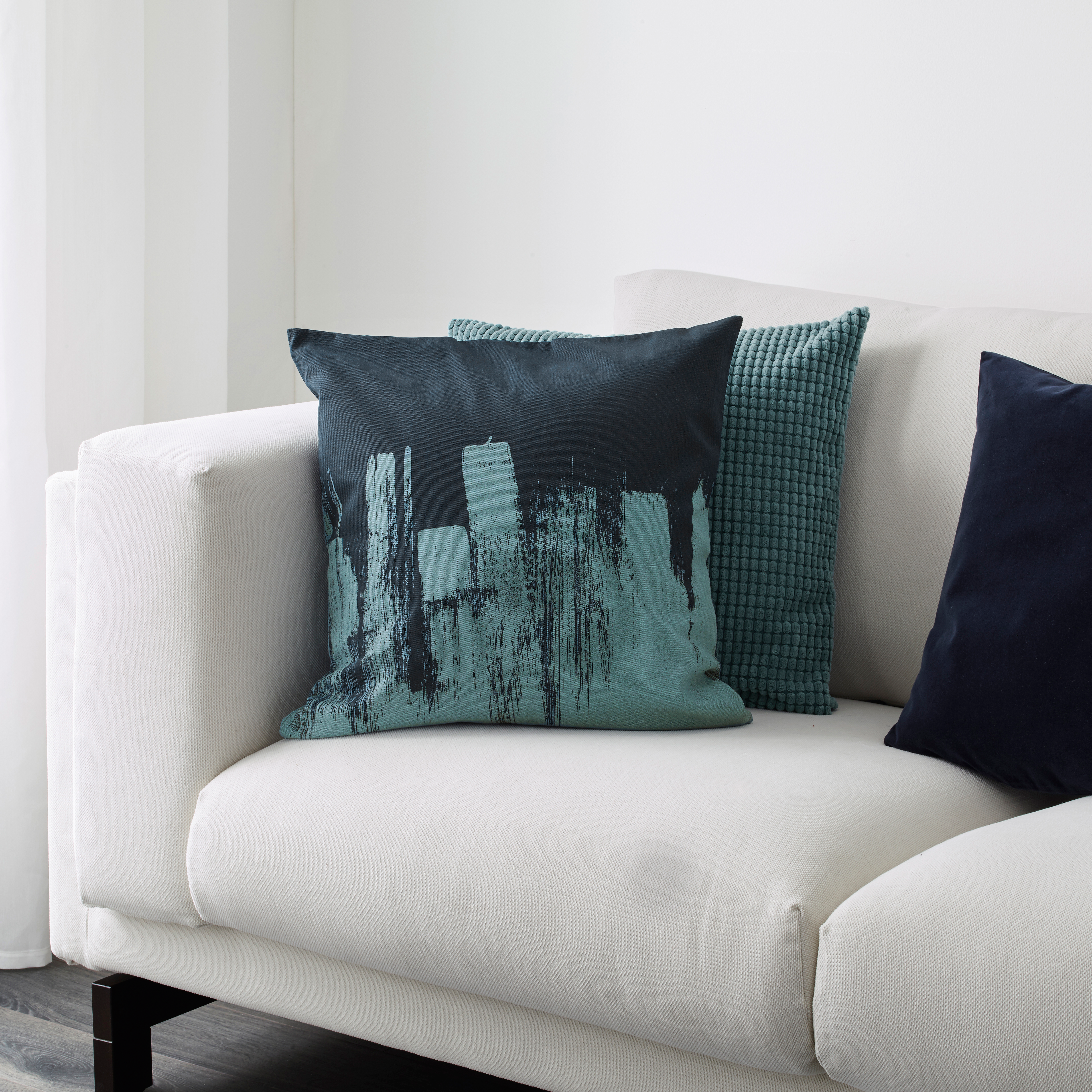 slojgran-pillow-cover