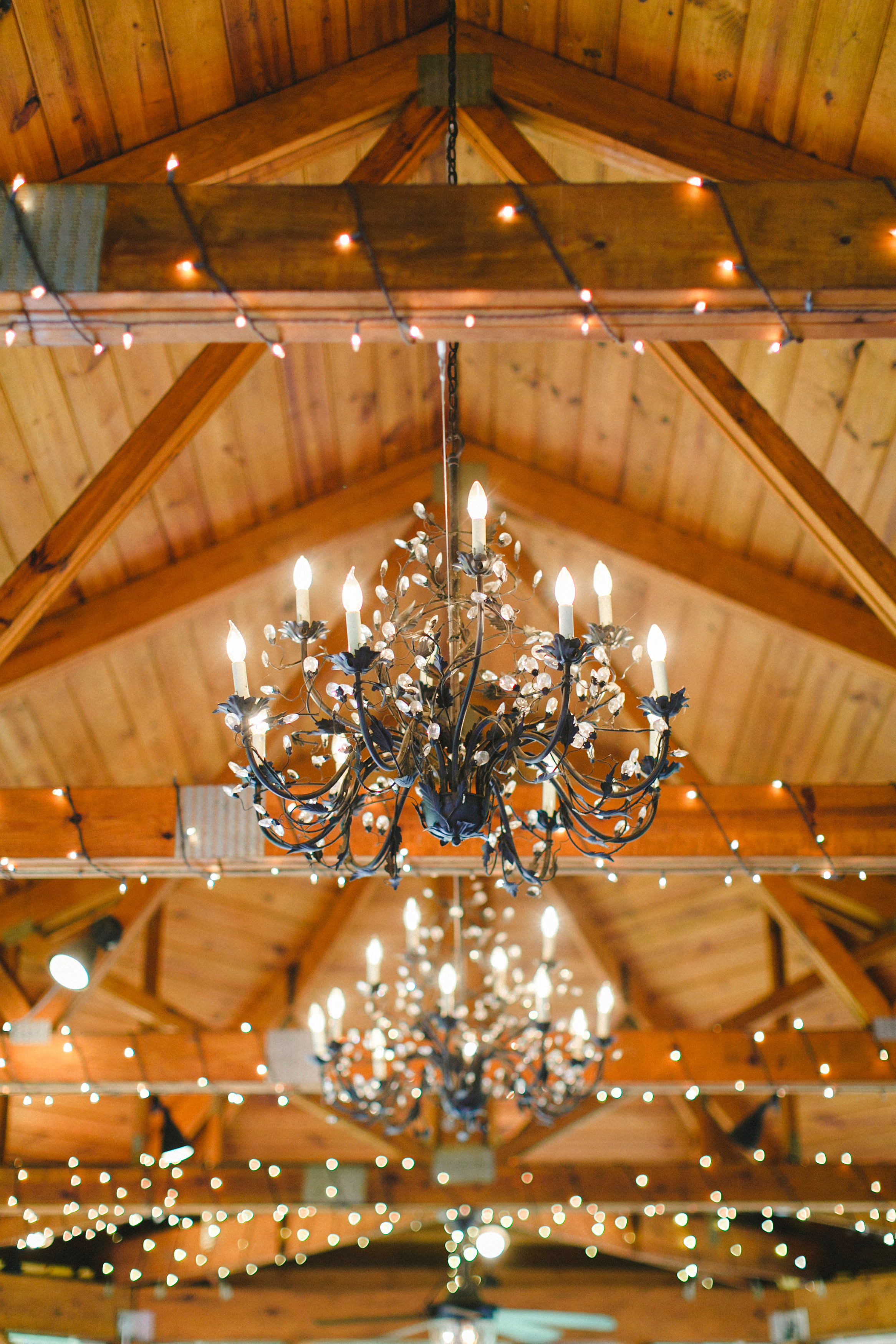 13 Décor Ideas for the Perfect Barn Wedding