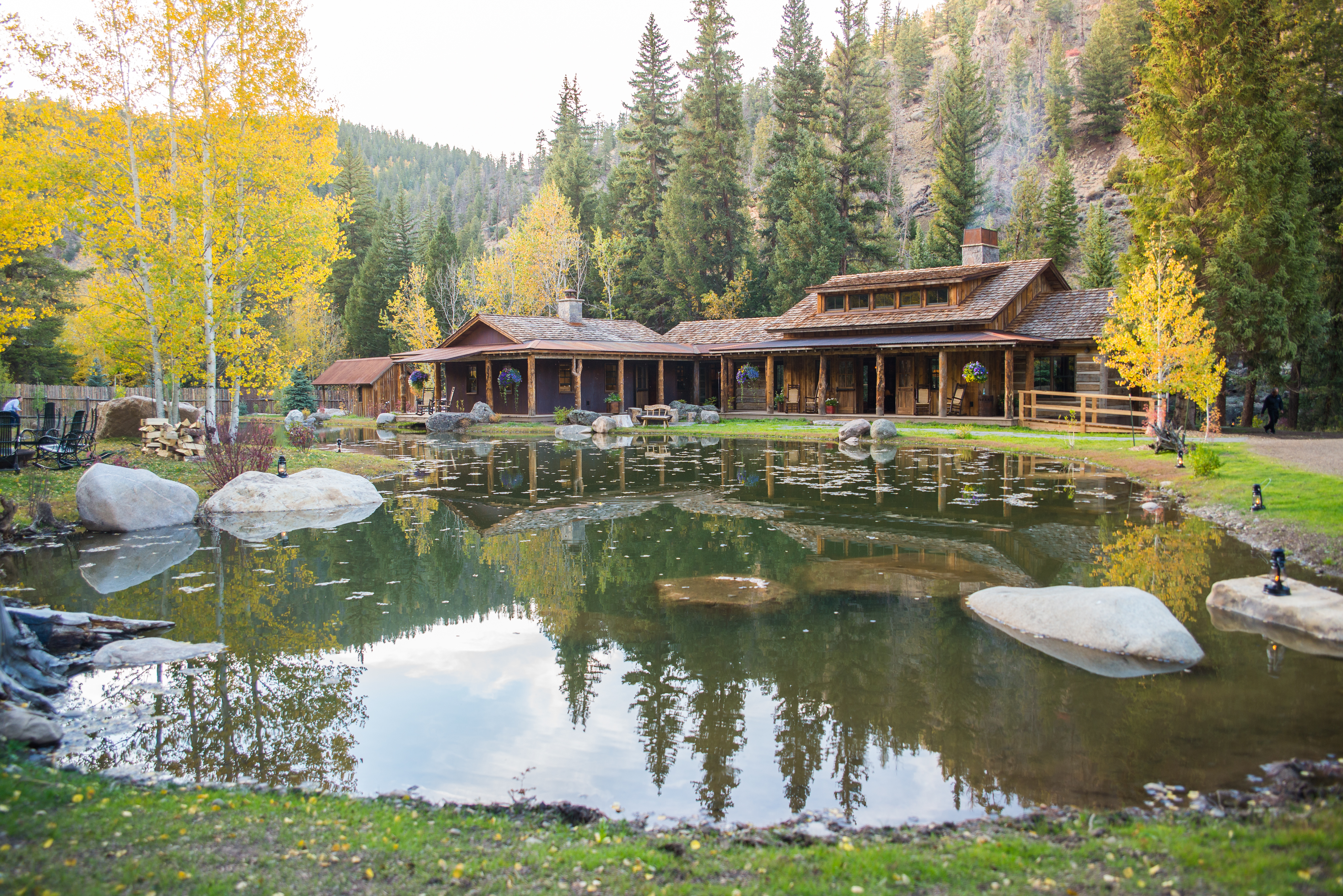 taylor-river-lodge-crested-butte-co