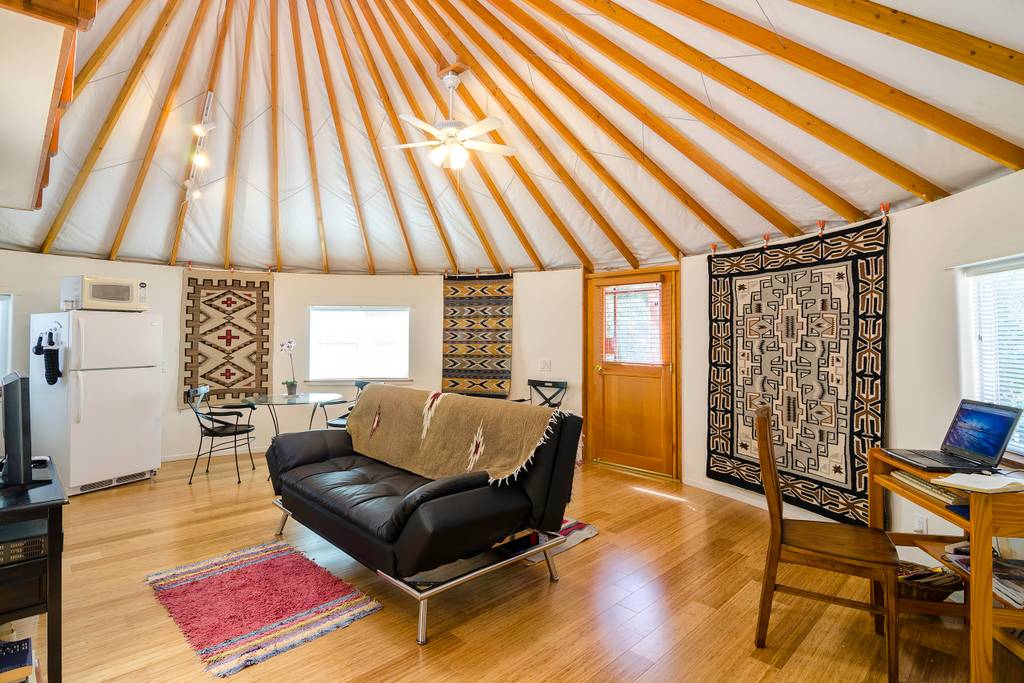 malibu-yurt-retreat-malibu-ca