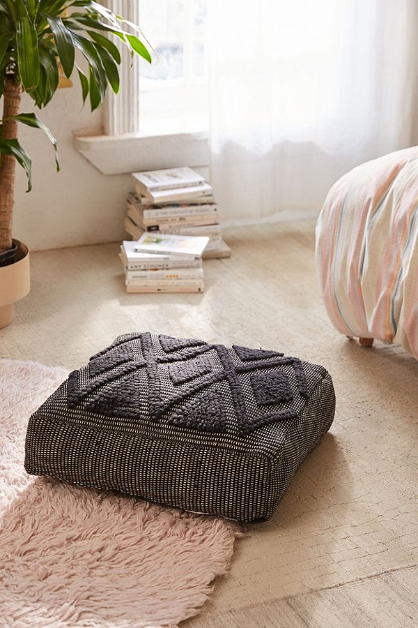 cozy-cushioned-floors