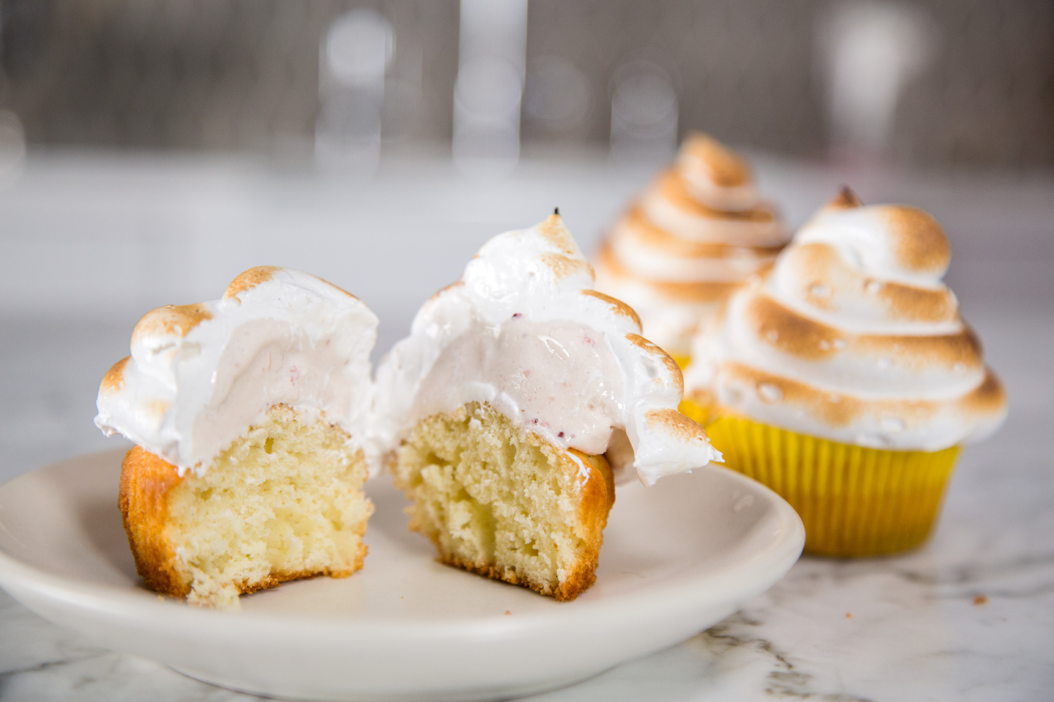 How to Make Baked Alaska Cupcakes