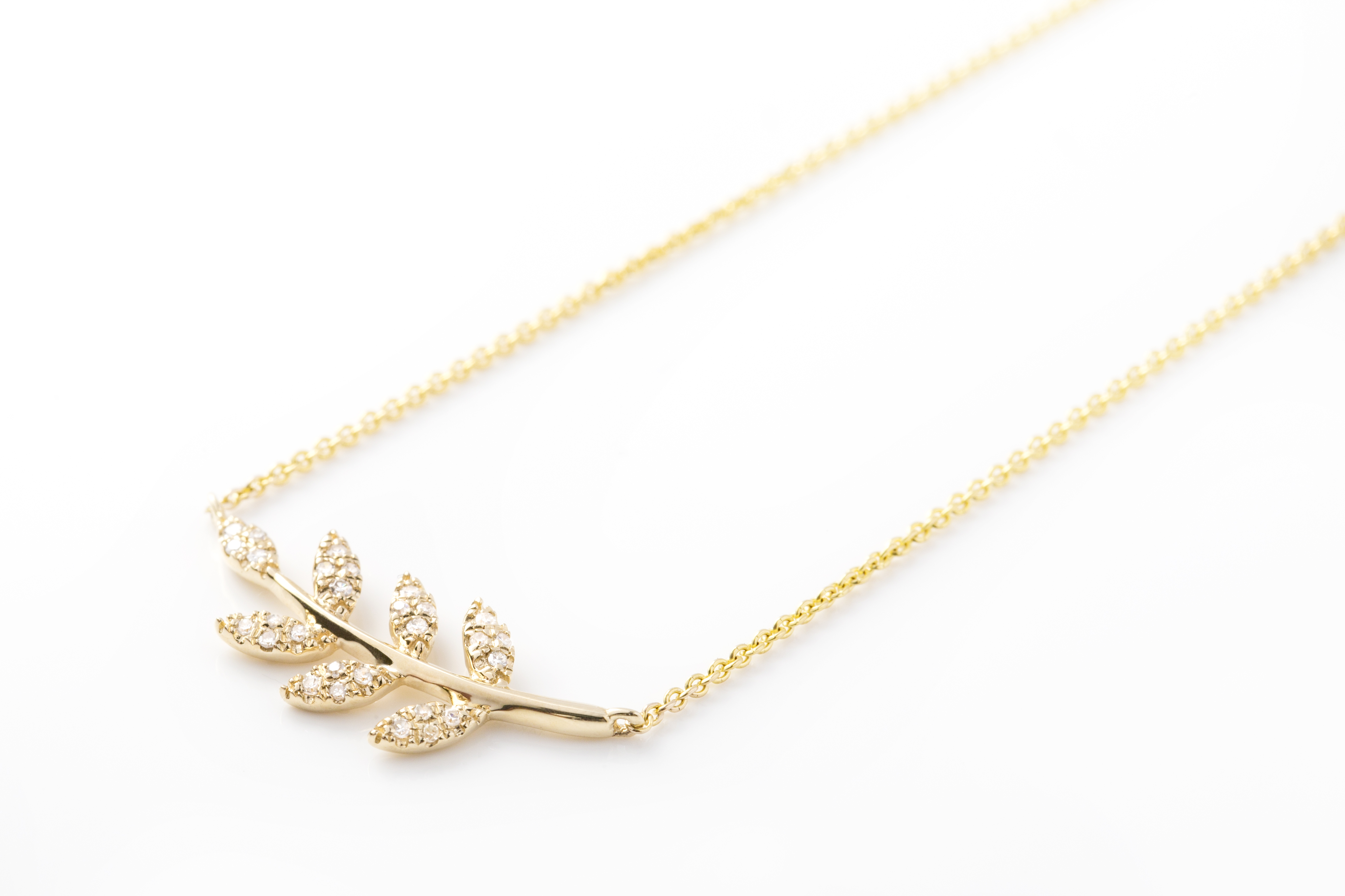 25 days of giveaways: Atheria Jewerly’s diamond leaf necklace