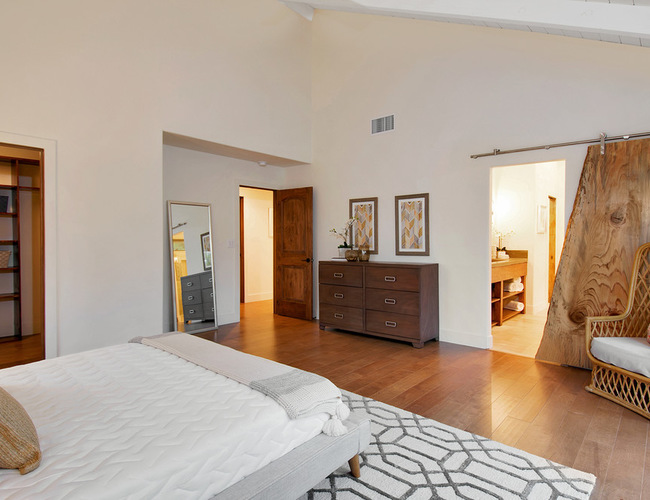 How to get a live-edge barn door