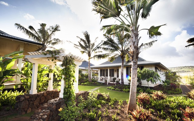 We’ve found your next Hawaiian getaway—a cottage on Kauai’s South Shore