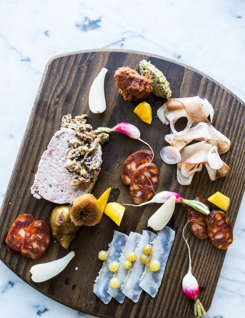 7 tips for assembling a terrific charcuterie plate