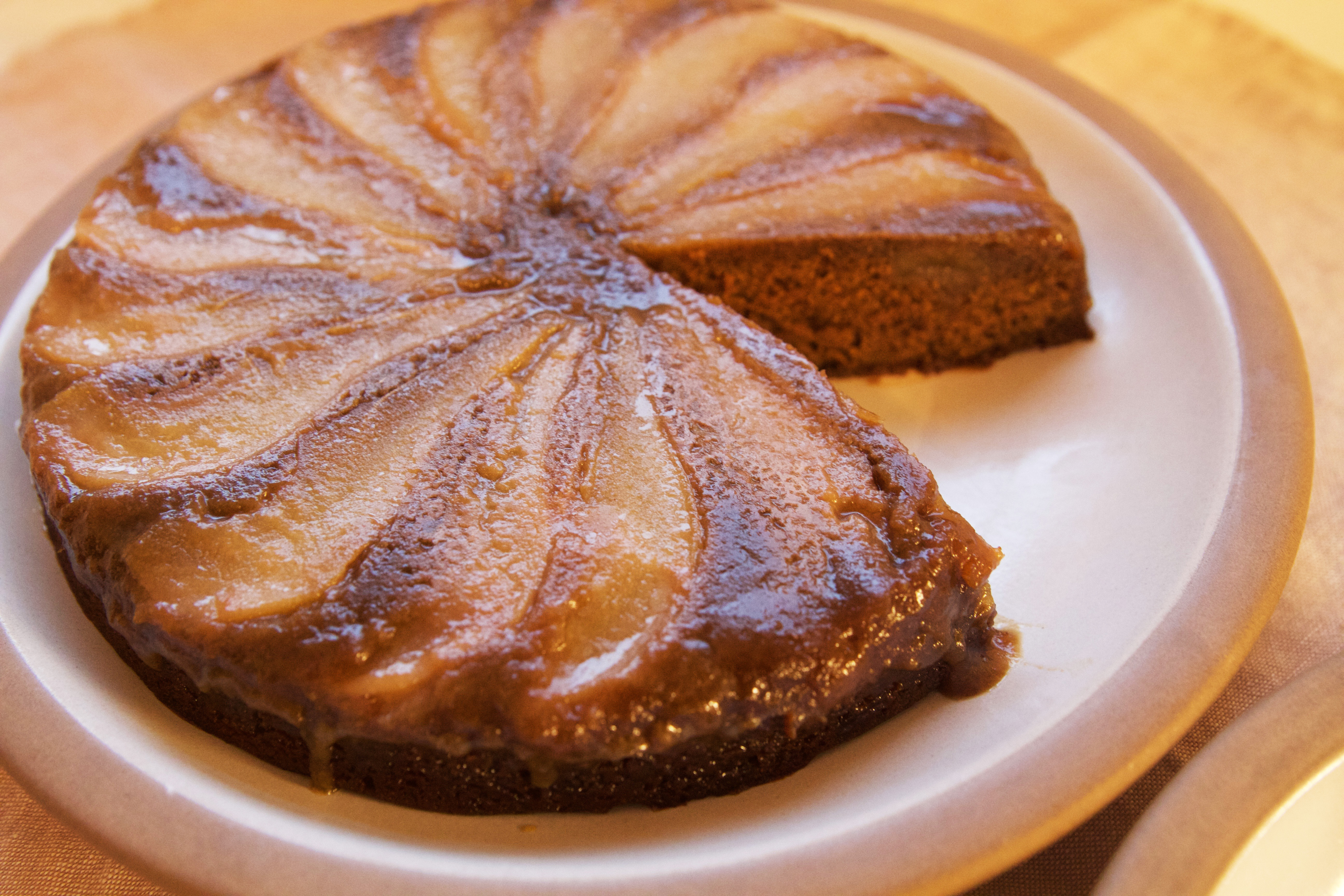 Pear-gingerbread upside-down cake from Heartlandia