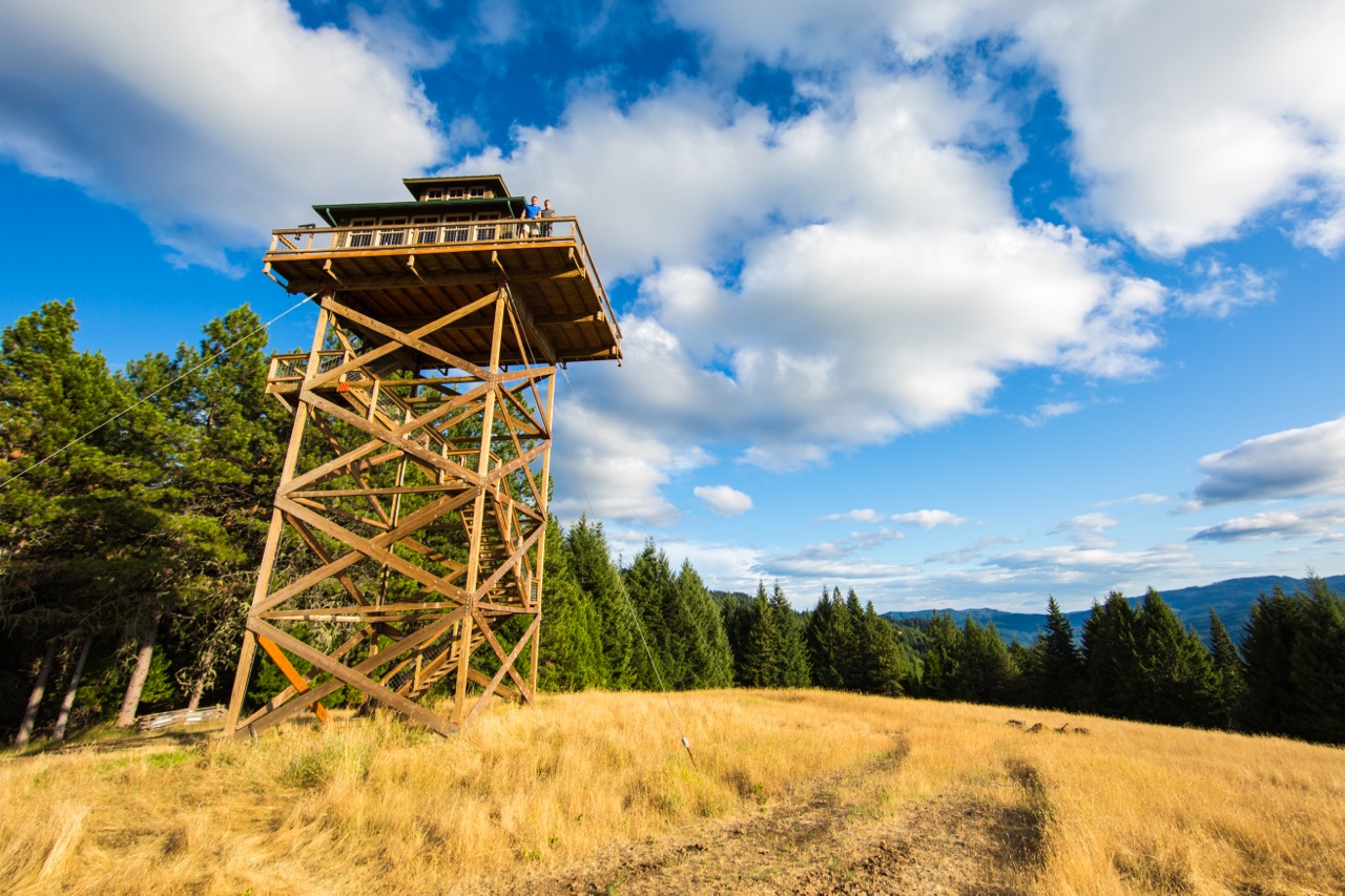 crave-fresh-air-sweeping-views-and-isolation-rent-a-fire-lookout