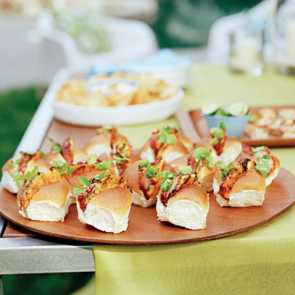 Char siu-Glazed Pork and Pineapple Buns