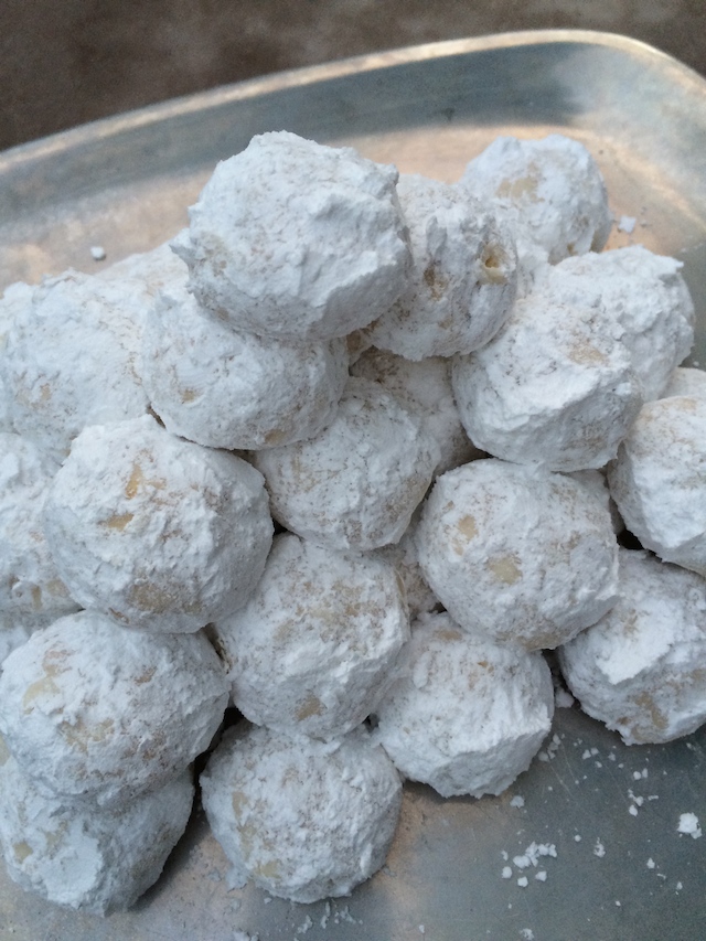 Ultimate Mexican Wedding Cake Cookies