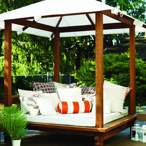 Links We Love: Daybeds