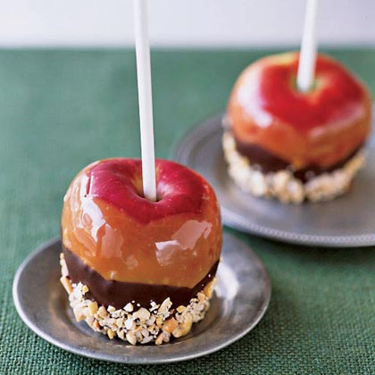Chocolate-Peanut Caramel Apples