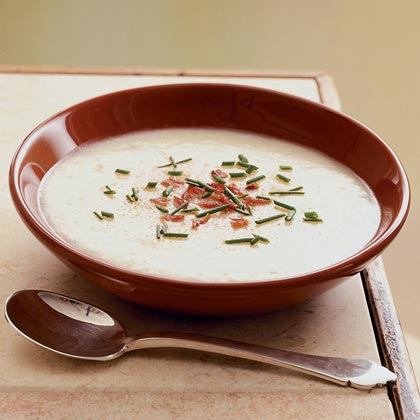 Creamy Potato-Apple Soup