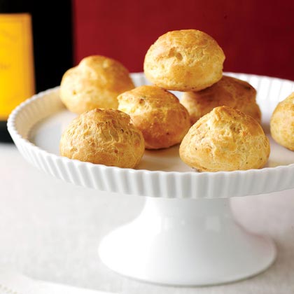 Gougères (Cheese Puffs)