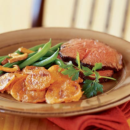 Molasses-Bourbon Beef Tenderloin