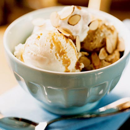 Coffee Ice Cream Sundaes