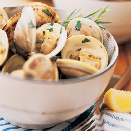 Steamed Clams or Mussels in Seasoned Broth