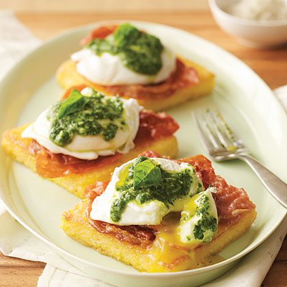 Uova Benedetto (Poached Eggs on Polenta with Pesto and Crisp Prosciutto)