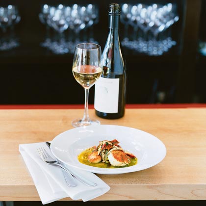 Seared Scallops with Garlic-Parsley Butter Seared Scallops with Garlic-Parsley Butter