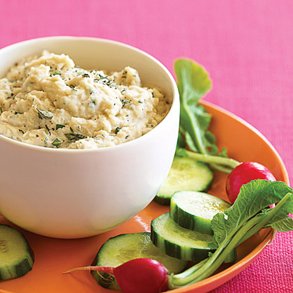 Garlicky White Bean Dip