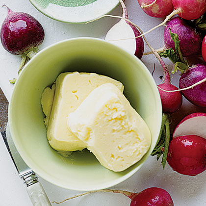 su-Fresh Homemade Butter (and Buttermilk)