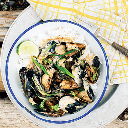 su-Thai Red Curry Mussels