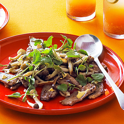 su-New York Steak with Clamshell Mushrooms