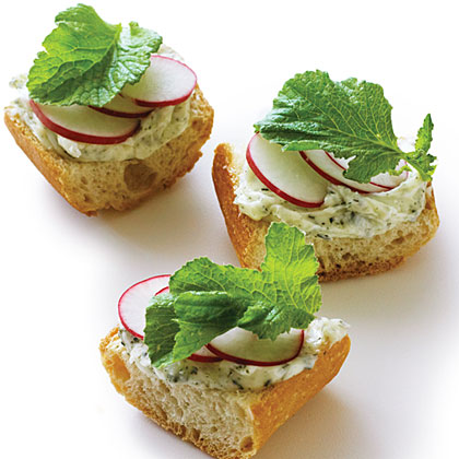 su-Nori Radish Toasts
