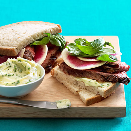 su-Steak and Watermelon Radish Sandwiches