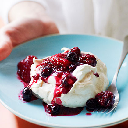 su-Pavlovas with Summer Berry Sauce