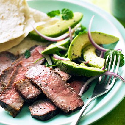 su-Grilled Steak with Avocado and Red Onion Salad