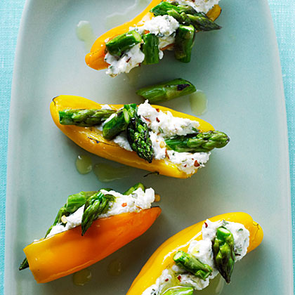 su-Mini Peppers Filled with Goat Cheese and Asparagus