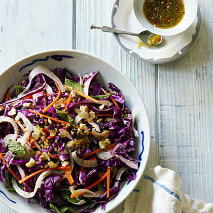 su-Cabbage, Cashew, and Fennel Salad