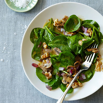 su-Warm Walnut Spinach Salad