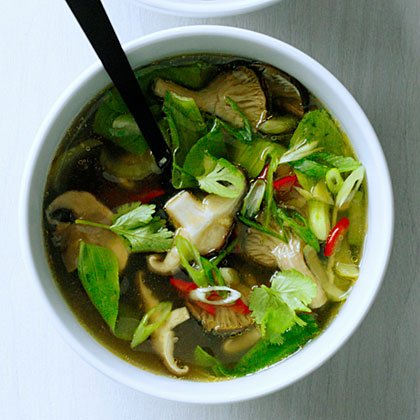 su-Hot-and-Sour Mushroom Soup with Bok Choy