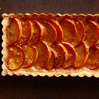 su-Spiced Persimmon Tart with Brandy Mascarpone su-Spiced Persimmon Tart with Brandy Mascarpone