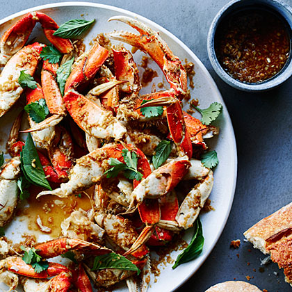su – Cracked Crab with Lemongrass, Black Pepper, and Basil