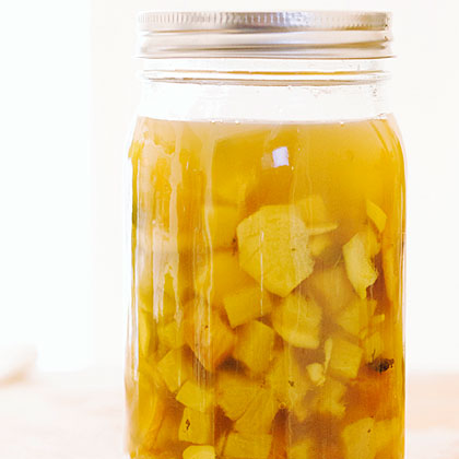 su-Pineapple Ginger Mint Shrub