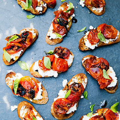 su-Caramelized Tomato Bruschetta